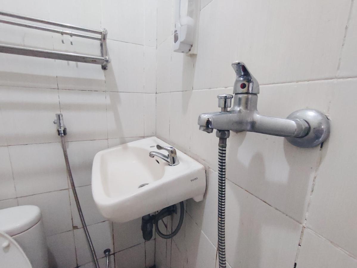 Superstar Residence Tomohon Redpartner Esterno foto