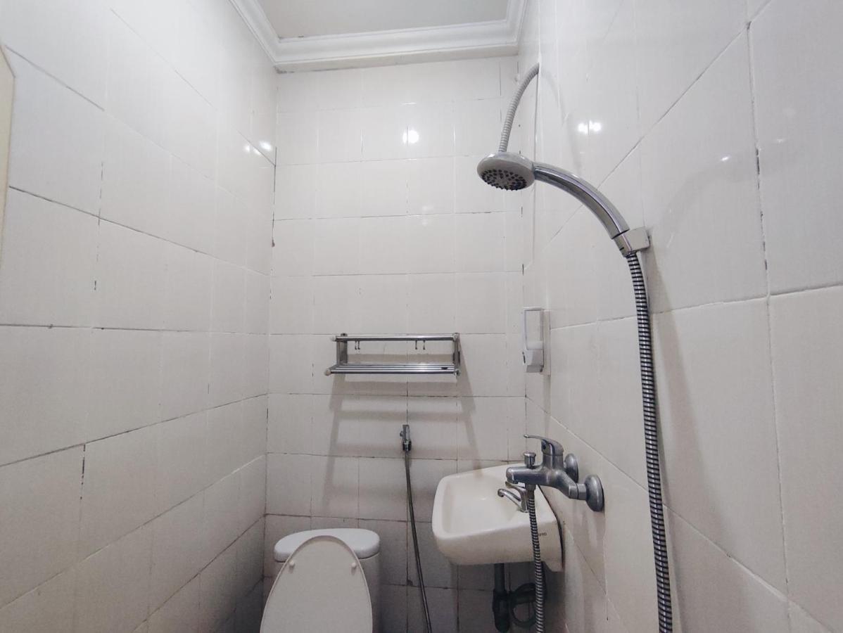 Superstar Residence Tomohon Redpartner Esterno foto